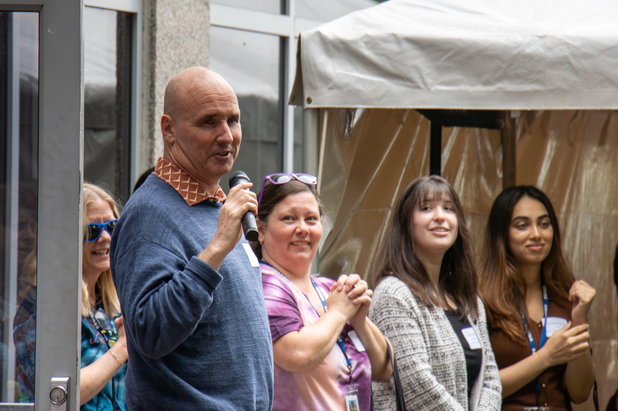 John Dunlap thanking the interns
